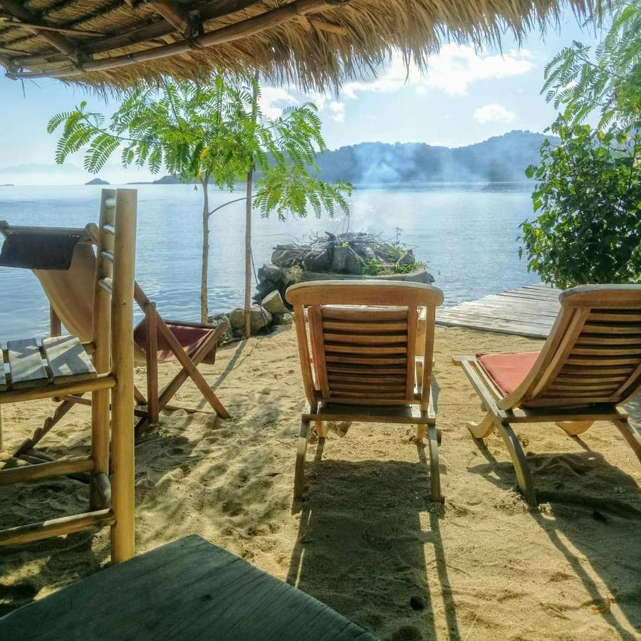 Hotel Tanjungan à Gili Gede Extérieur photo