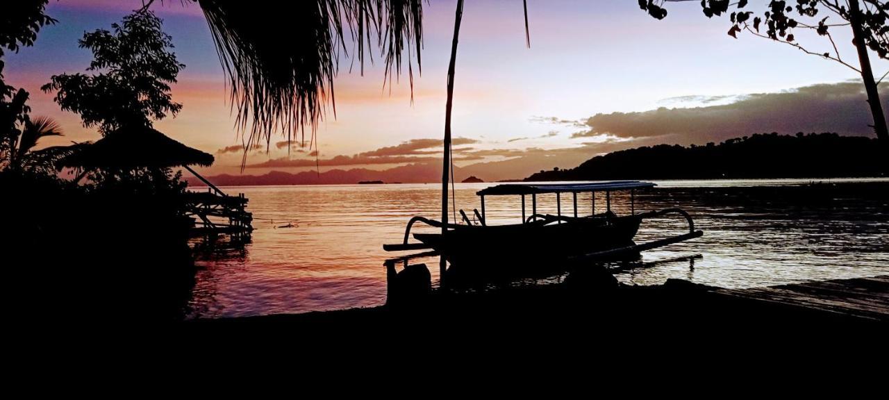 Hotel Tanjungan à Gili Gede Extérieur photo