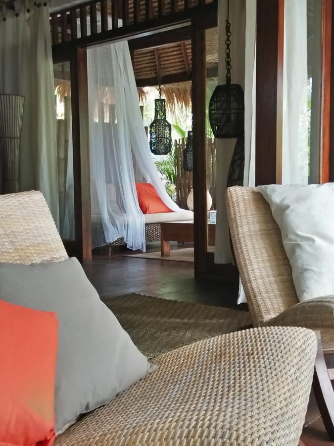 Hotel Tanjungan à Gili Gede Extérieur photo