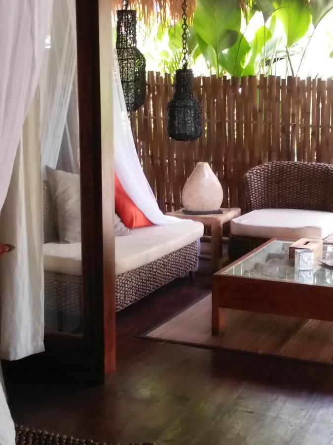 Hotel Tanjungan à Gili Gede Extérieur photo