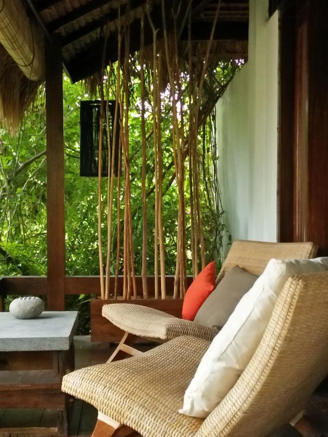 Hotel Tanjungan à Gili Gede Extérieur photo