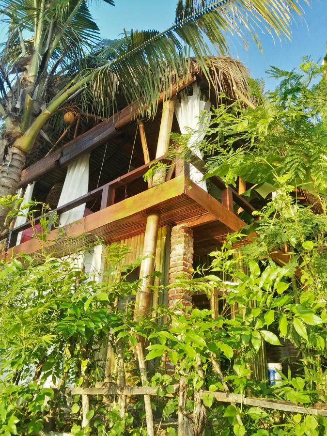 Hotel Tanjungan à Gili Gede Extérieur photo